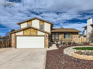 3590 Rocky Knoll Dr, Colorado Springs, CO 80920