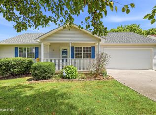 7544 Silveredge Rd, Knoxville, TN 37918
