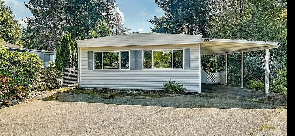 22713 114th Pl SE photo 1