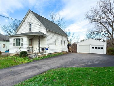 1276 Indian Church Rd, Buffalo, NY, 14224