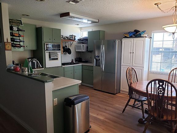 Spacious kitchen