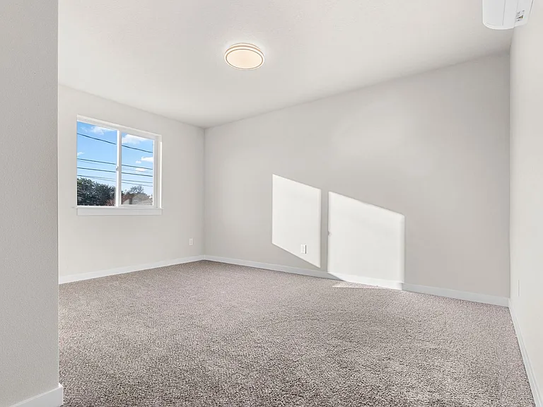 230 & 232 W Clay St — Photo 10