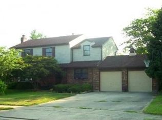 2328 Capestrano Dr, Xenia, OH 45385