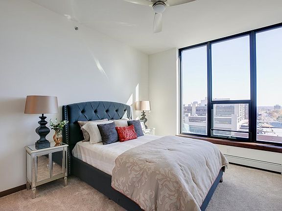 5th image of 740 Portland Ave #1103