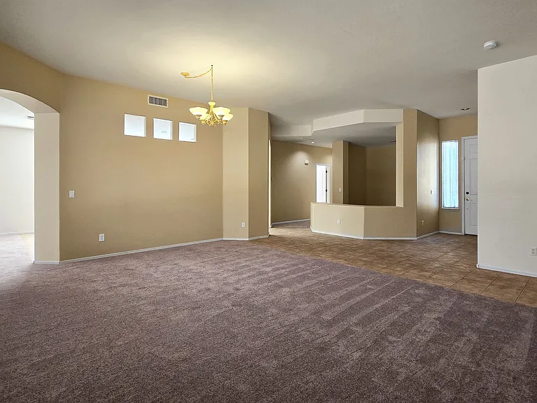18651 W Sunrise Dr — Photo 10