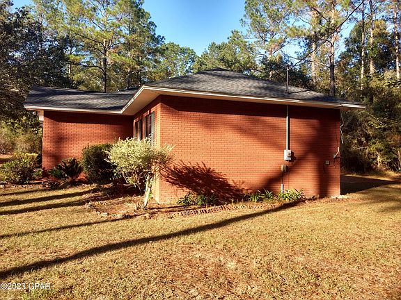 3rd image of 1959 Country Club Dr