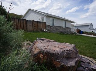 4105 S Lake Vista Dr, Saratoga Springs, UT 84045