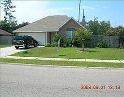 1st image of 414 Pine Crest Cir