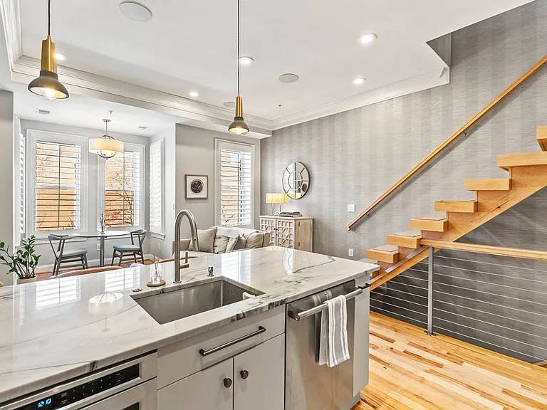 1224 R St NW #2 — Photo 11