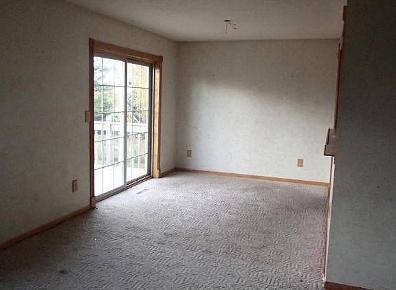 3rd image of 16850 Garnet St NW