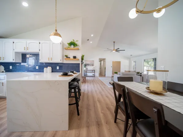 5836 W School Avenue, Visalia, CA 93291