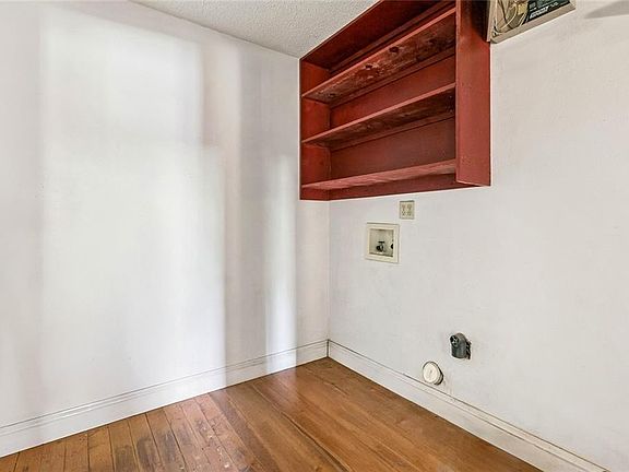 12th image of 42246 Sweeney Ln