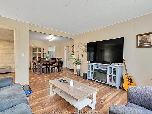 5th image of 1626 Talbot Rd