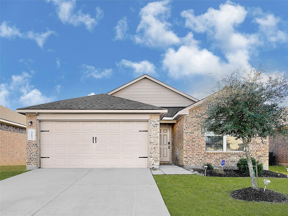 1st image of 23143 Royal Tiger Rd