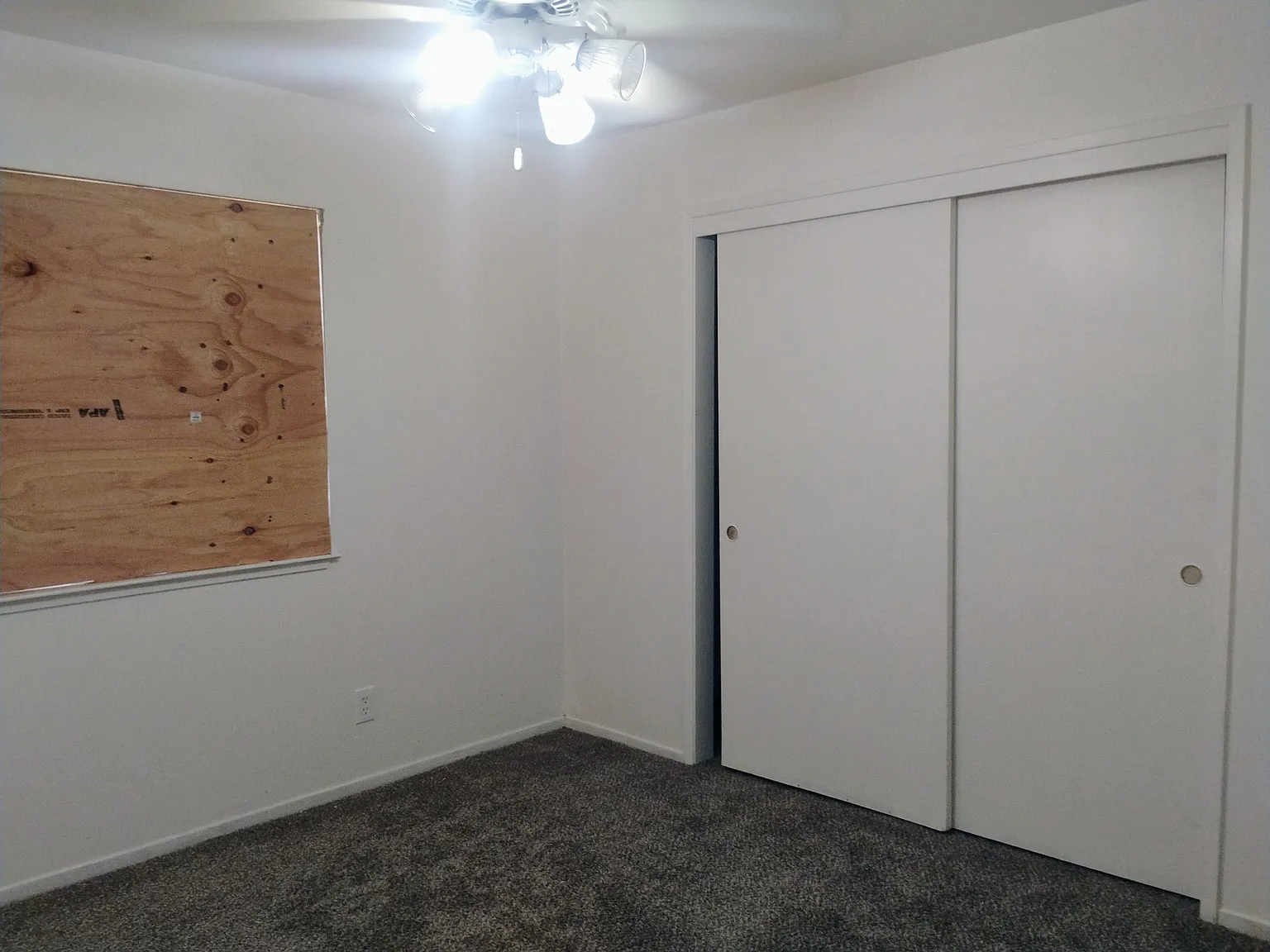 3 bed, 2.0 bath, 1023 sqft, $1,795 — Photo 4