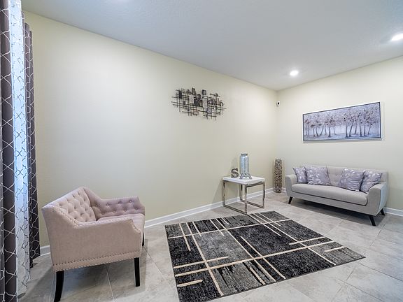 Entrance - Family room