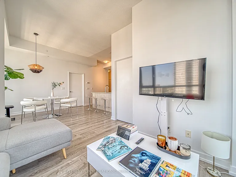 200 Sackville St #Penthouse 08 — Photo 15
