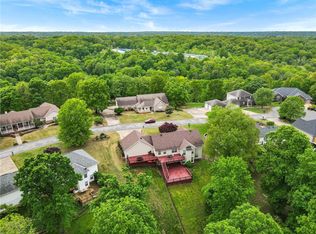 14236 Andover Ln, Rogers, AR 72756