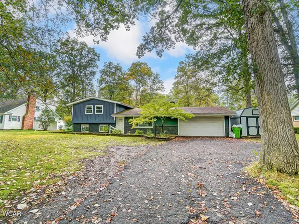 1574 Pro Dr, Lima, OH 45805