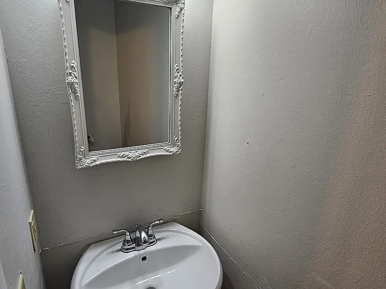 1333 Brooke Park Dr #4 — Photo 11