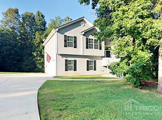195 Long Creek Dr, Covington, GA 30016