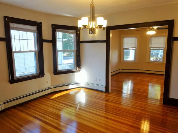79 Trowbridge St, Arlington, MA 02474