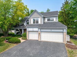 1132 Locust Ct, Bartlett, IL 60103