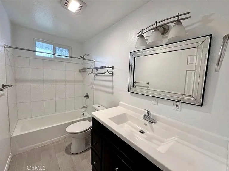 13512 Penn St — Photo 7