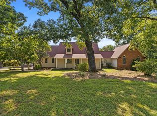 40 Ridings Rd, Campobello, SC 29322