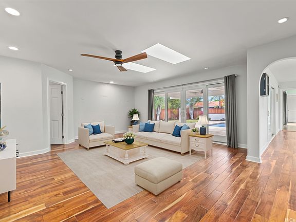 3rd image of 138 Kailuana Pl