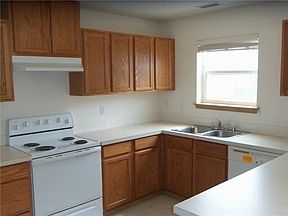 3rd image of 10416 195th Street Ct E