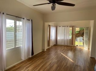 233 Kuliouou Rd #2, Honolulu, HI 96821