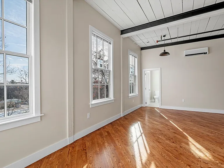 34 Tremaine St — Photo 27