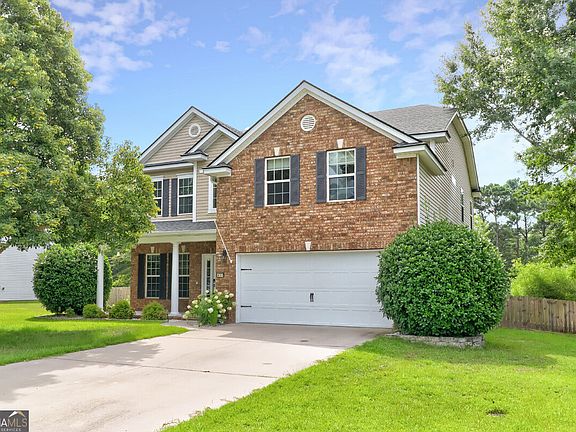 2nd image of 411 Plantation Pl