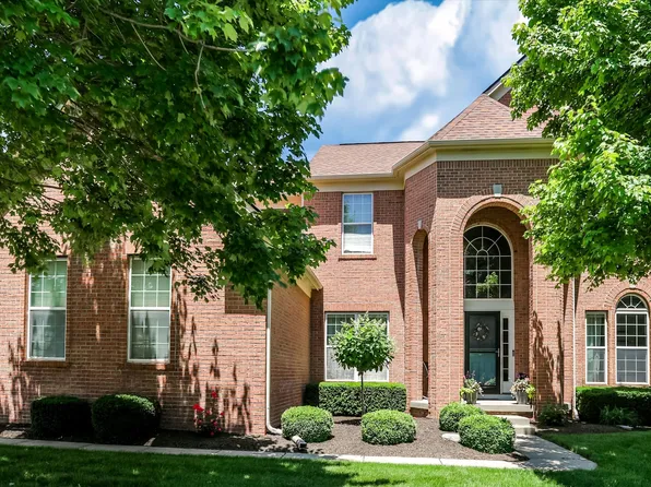 12584 Elgin Ct, Fishers, IN 46037