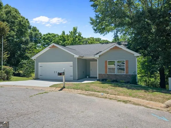 135 Tyrus Ln, Royston, GA 30662