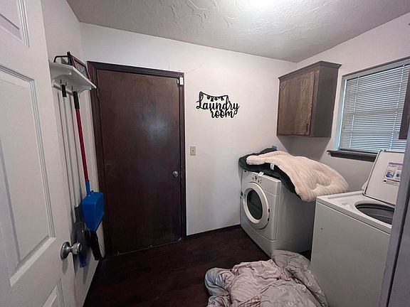 4th image of 1219 W Boston Ct S