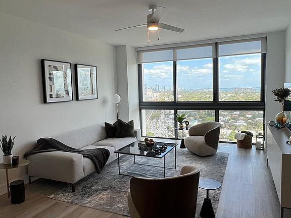 2nd image of 3685 Percival Ave #B2