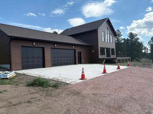 12560 Mills Ranch Rd, Hill City, SD 57745