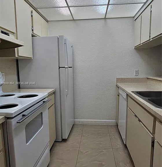 8160 Geneva Way #316 — Photo 22