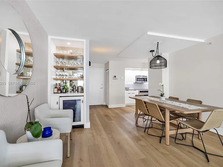 6917 Collins Ave #1404 — Photo 7