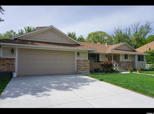 1094 E Birchbrook Cir, Cottonwood Heights, UT 84047