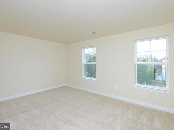 5th image of 389 Alameda Pkwy