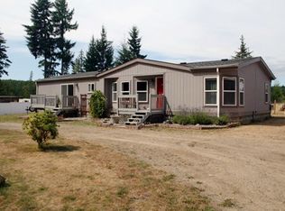 351 E Dumb Rabbit Run, Grapeview, WA 98546