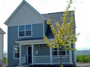 208 Pleasant Ridge Rd, Mc Kees Rocks, PA 15136