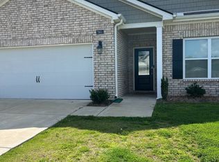 7951 Hickory Meadow Rd, Millington, TN 38053