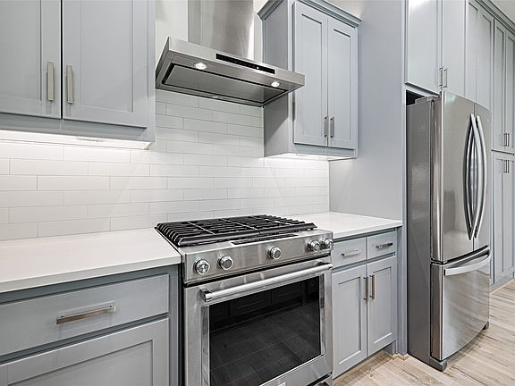 2nd image of 5067 Gaston Ave