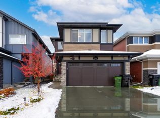 2330 Kelly Cir SW, Edmonton, AB T6W4K2