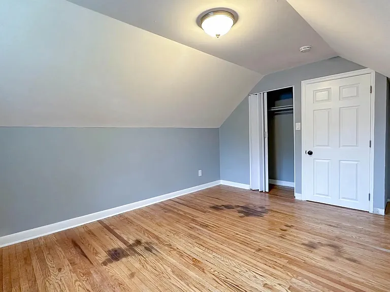 1104 Saint Mark Dr — Photo 10