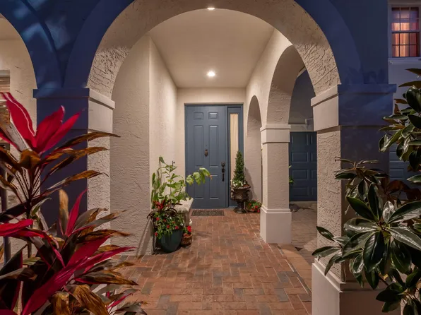 166 Catania Way, Royal Palm Beach, FL 33411